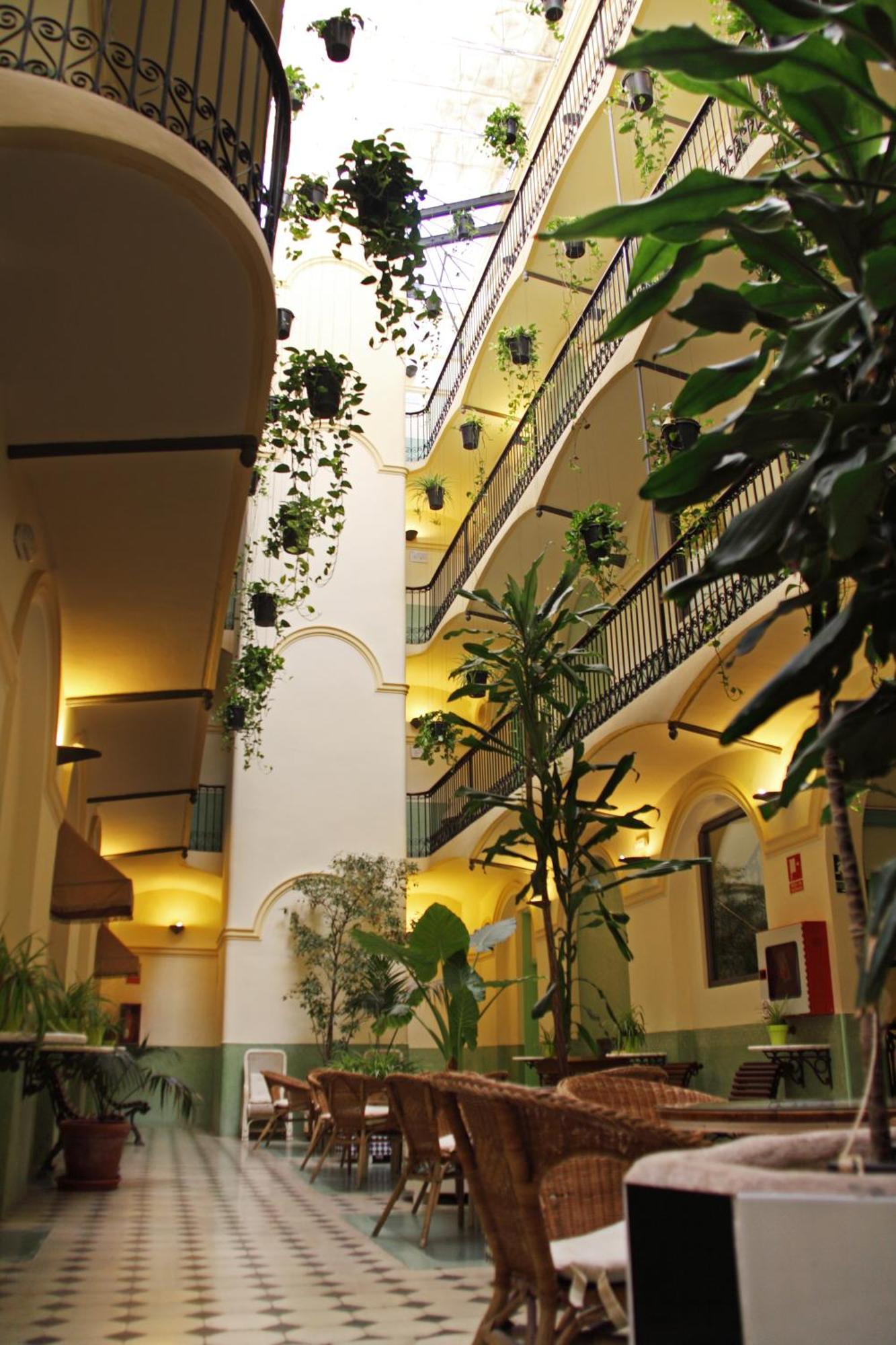 Hotel Peninsular Barcelona Exterior photo
